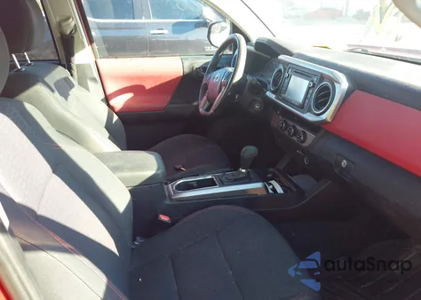 2016 Toyota Tacoma Sr5 V6 z USA, uszkodzony, nr VIN 5TFAZ5CNXGX019249